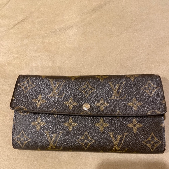 Vintage Gucci brown monogram wallet - Picture 1 of 3
